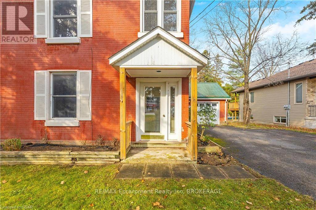 Guelph/eramosa (rockwood), ON N0B2K0,274 ALMA STREET