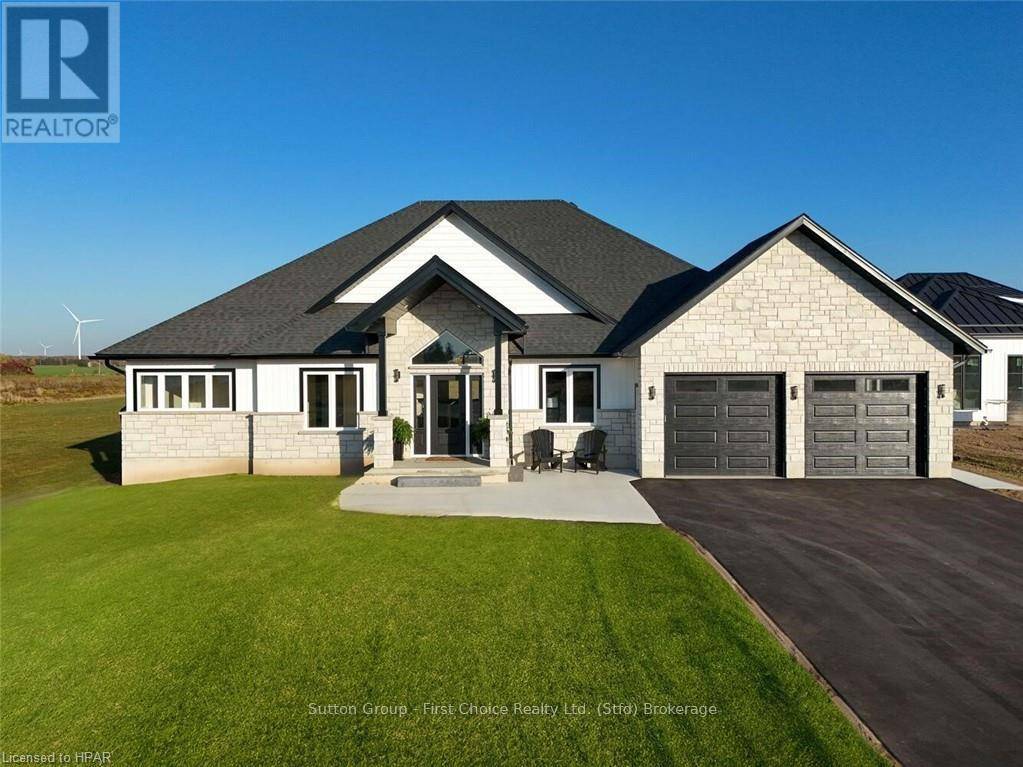 Bluewater (hay), ON N0M2T0,73588 IRENE CRESCENT