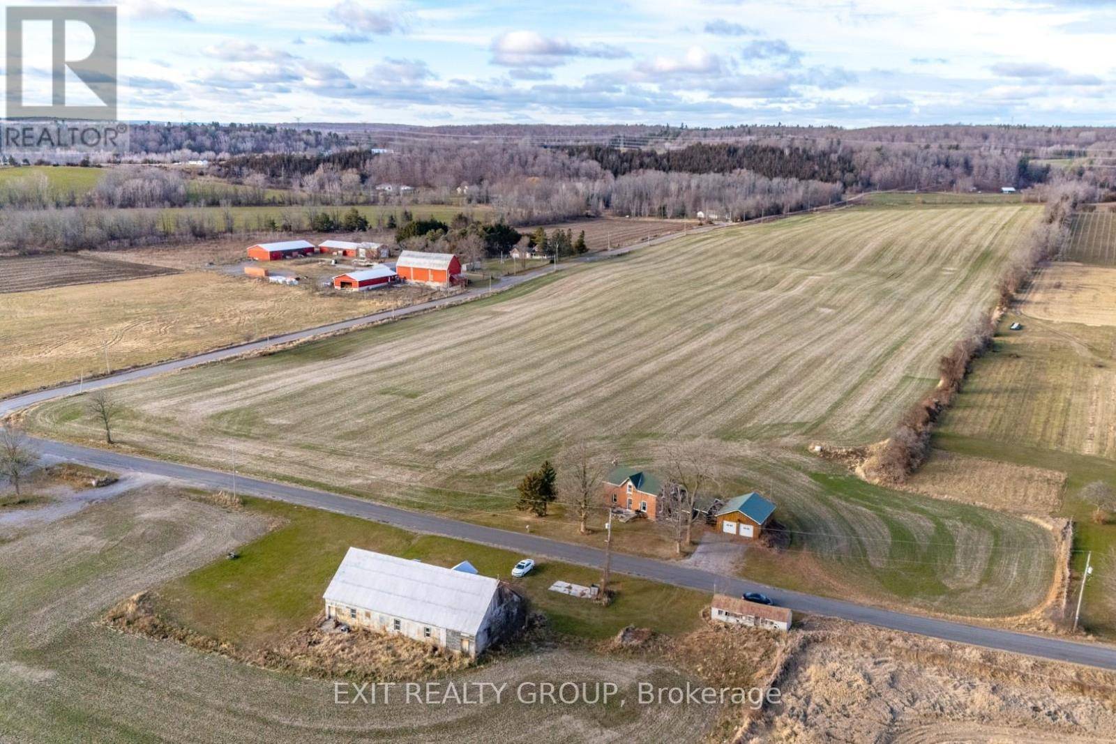 Quinte West, ON K8N4Z5,926 GRILLS ROAD