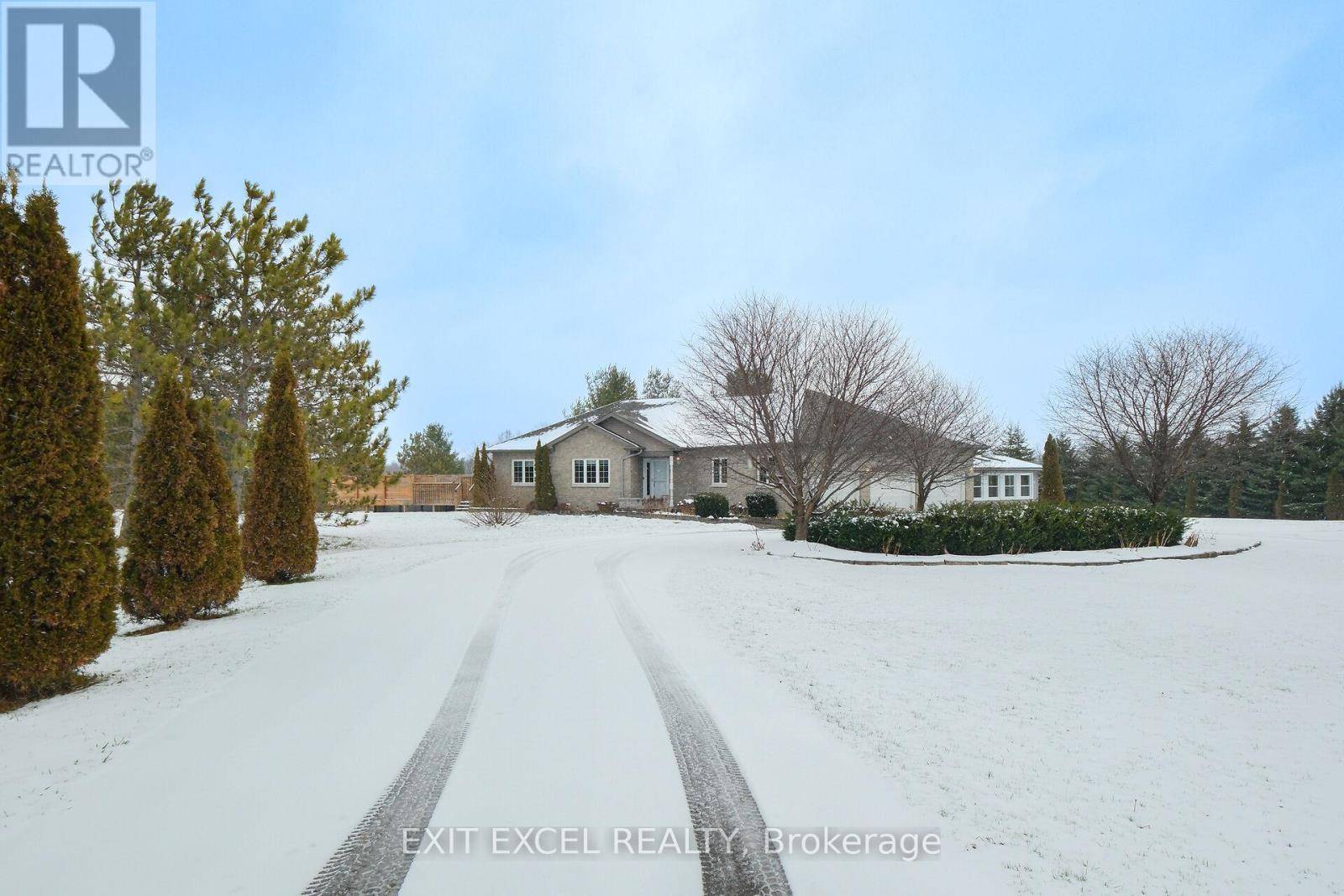 Ottawa, ON K0A2W0,3235 BLANCHFIELD ROAD