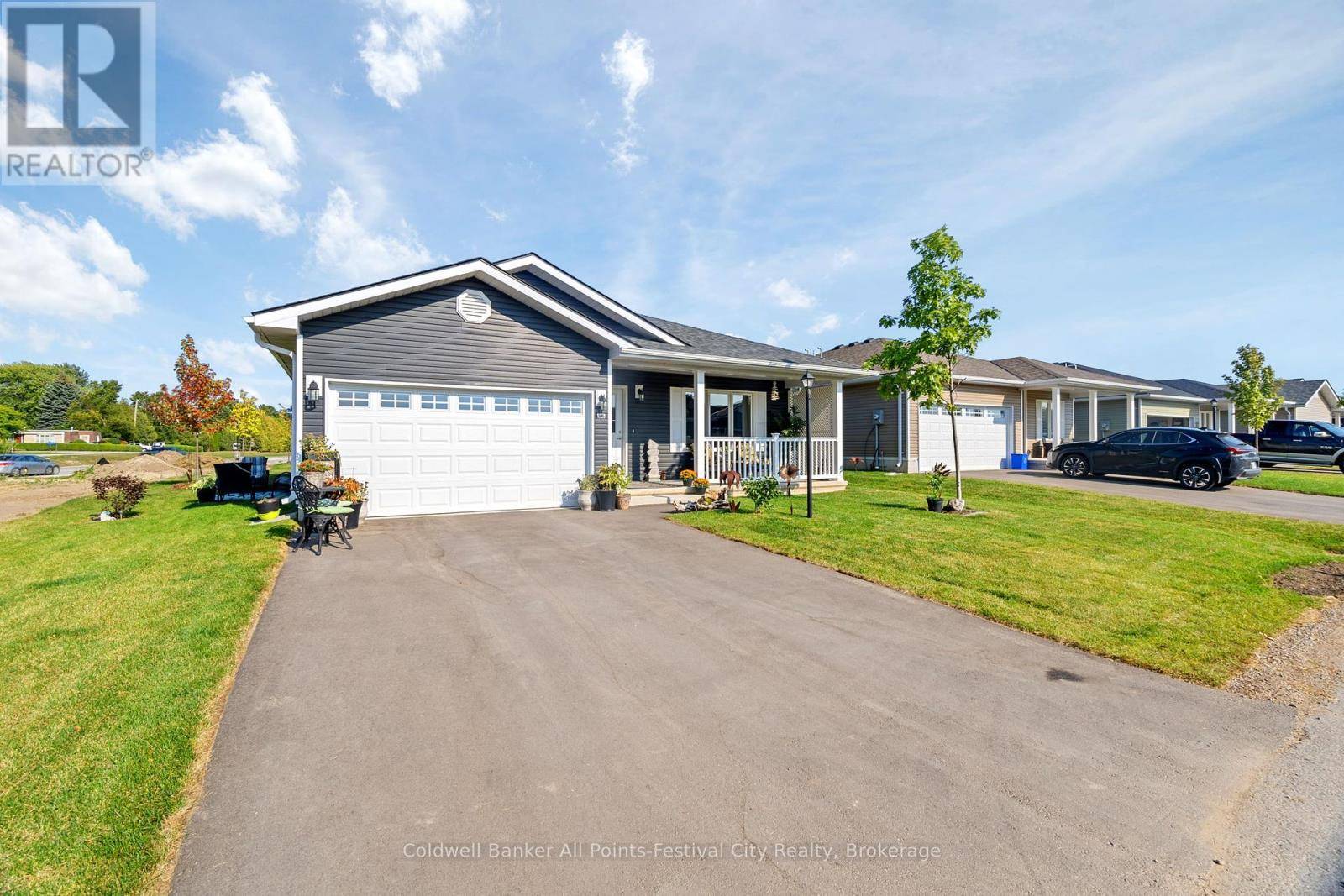 Ashfield-colborne-wawanosh (ashfield Twp), ON N7A0C4,196 LAKE BREEZE DRIVE