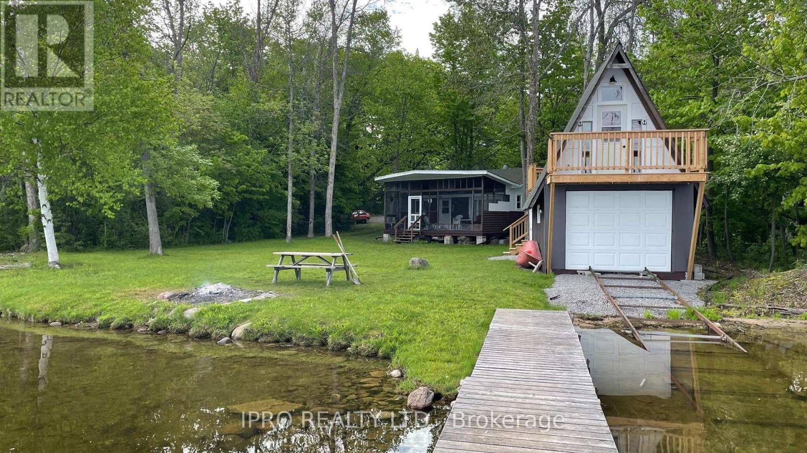 Kawartha Lakes, ON K0M2B0,35 HILLCREST AVENUE