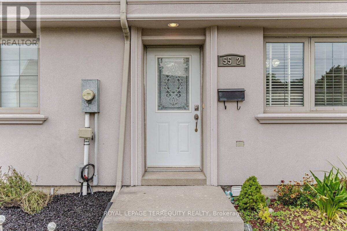 Woodstock, ON N4S7H7,55 Blandford ST #2