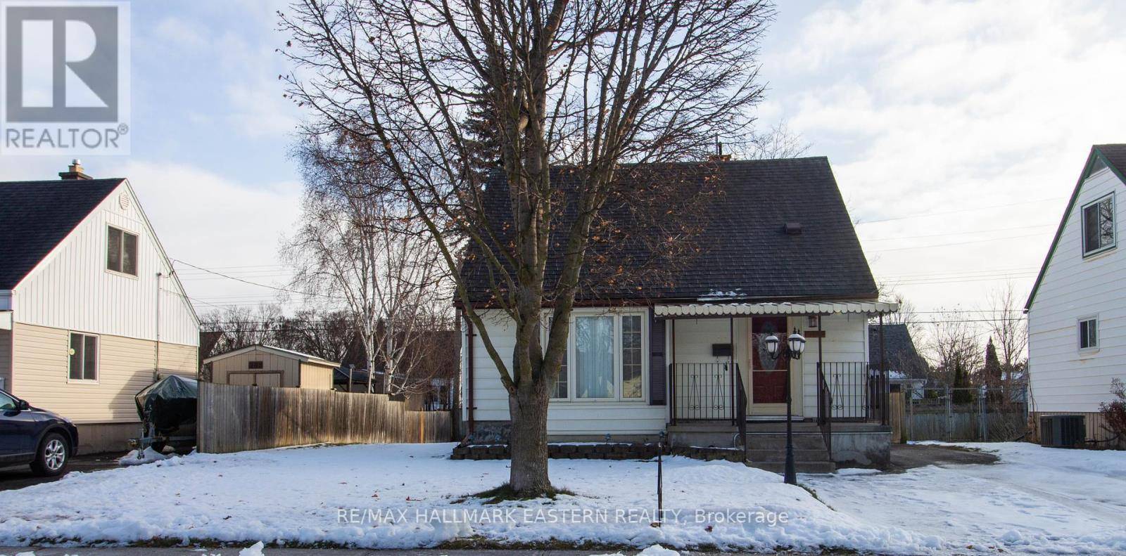 Peterborough (otonabee), ON K9J4C4,683 LITTLE STREET