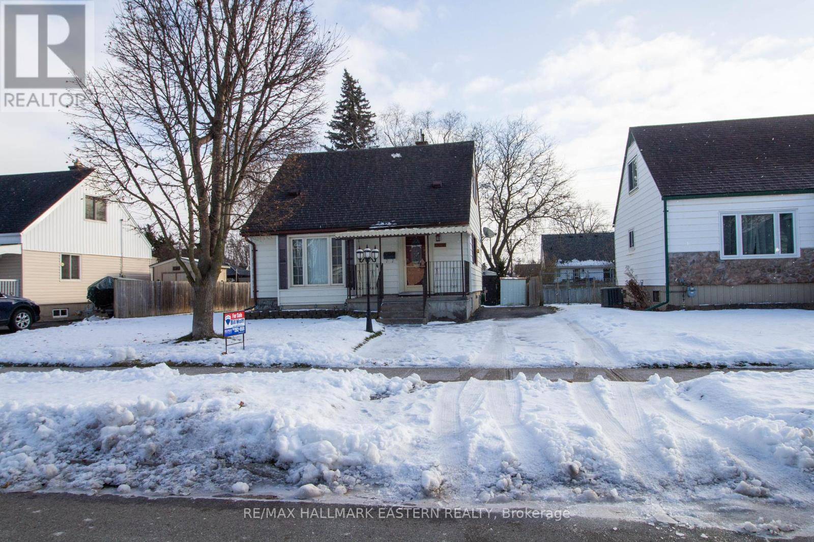 Peterborough (otonabee), ON K9J4C4,683 LITTLE STREET