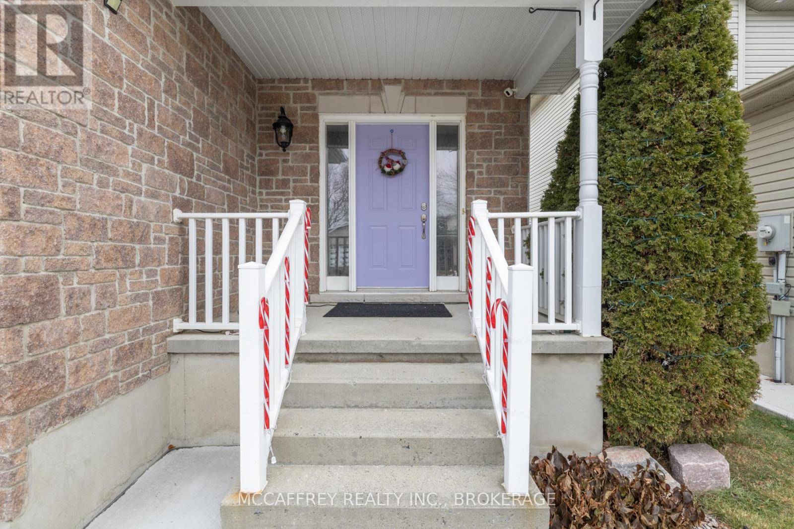 Loyalist (amherstview), ON K7N2A3,137 AMY LYNN DRIVE