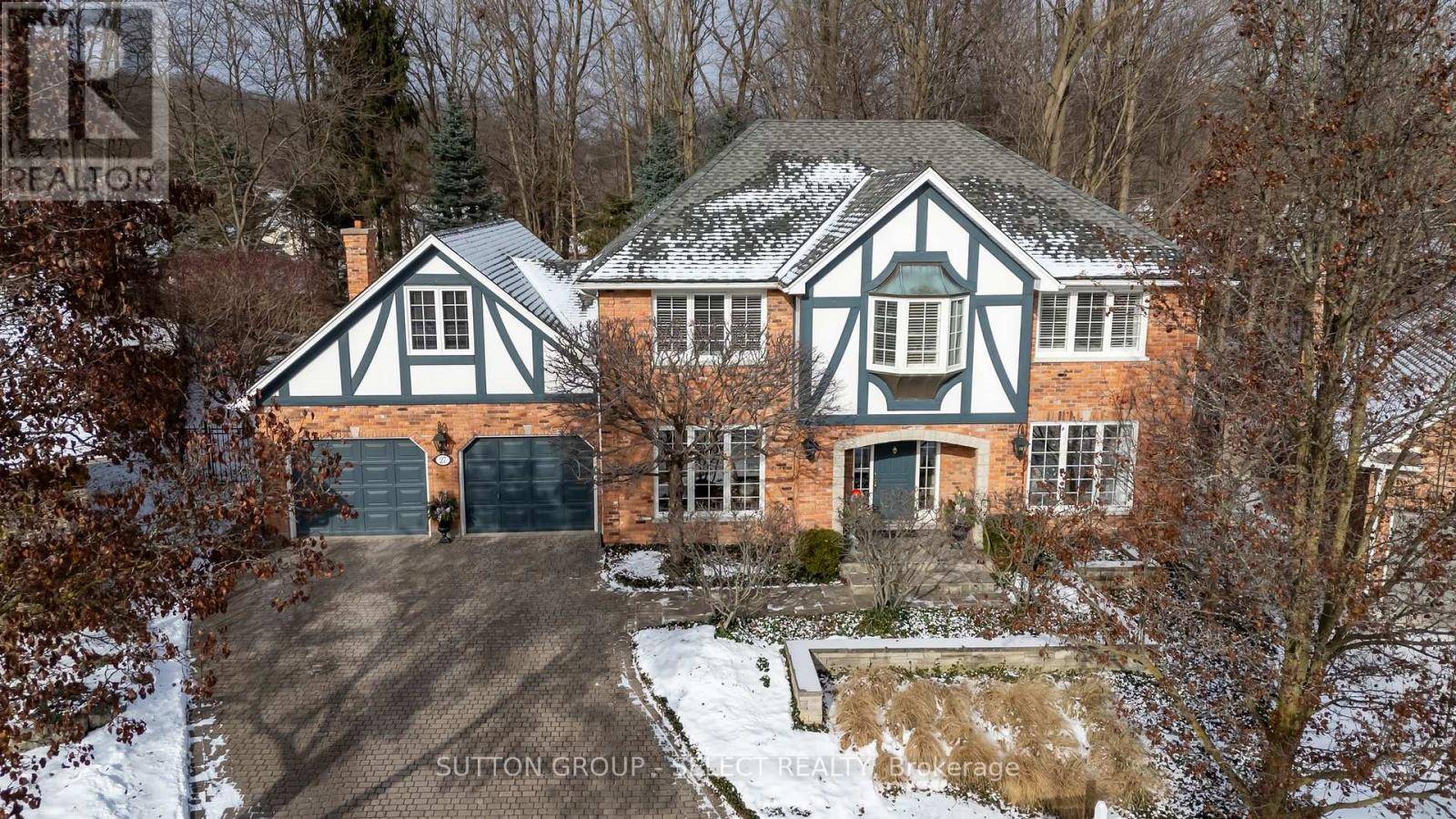 London, ON N6K4A9,27 HEATHDALE COURT