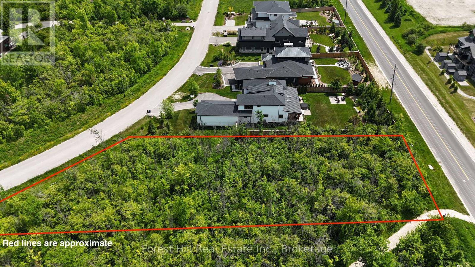 Blue Mountains, ON L9Y0B8,124 INTERLAKEN COURT