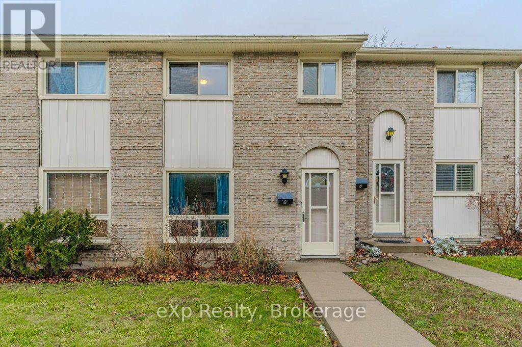 Kitchener, ON N2P1K3,165 Green Valley DR #2