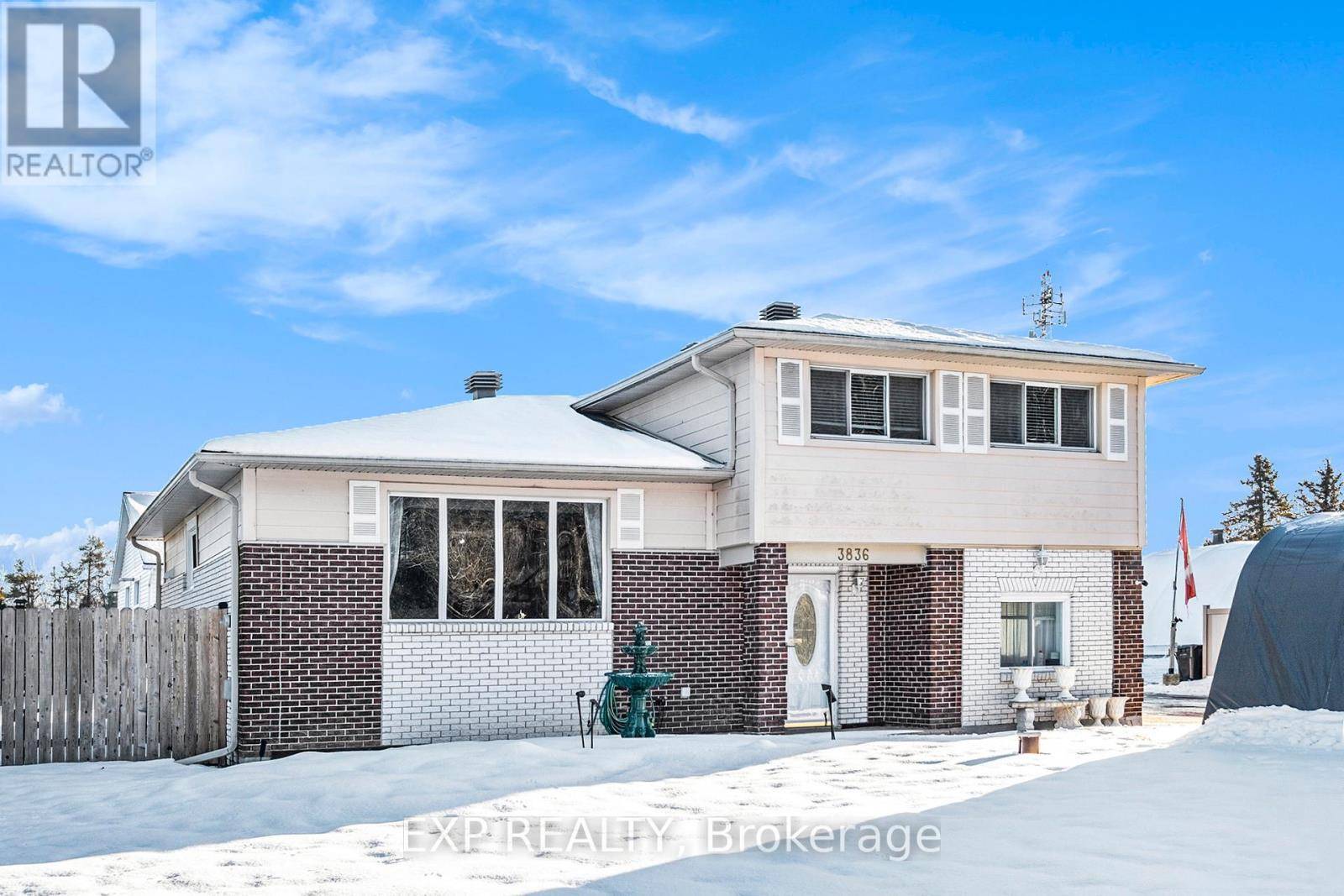 Ottawa, ON K1G3N4,3836 LEITRIM ROAD N