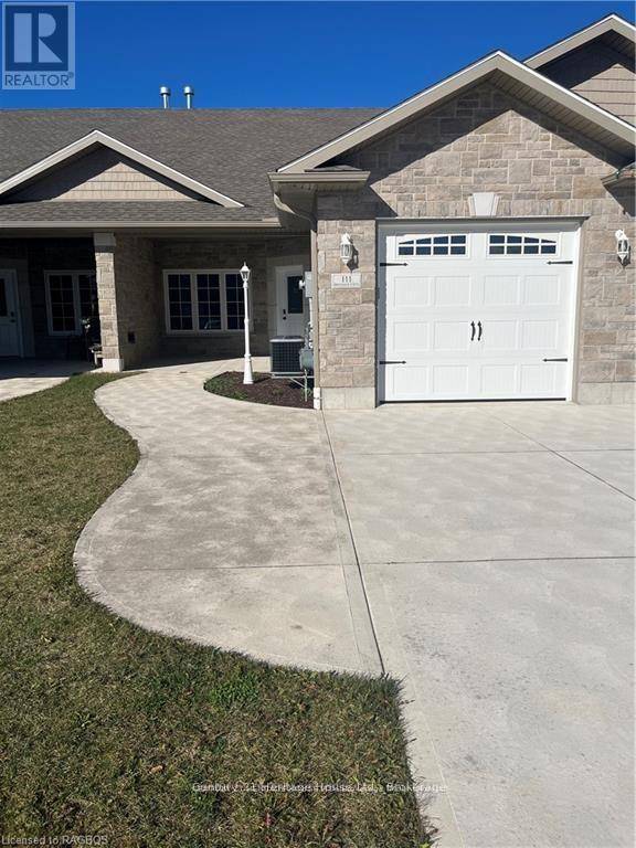 Wellington North (mount Forest), ON N0G2L2,111 BROOMER CRESCENT