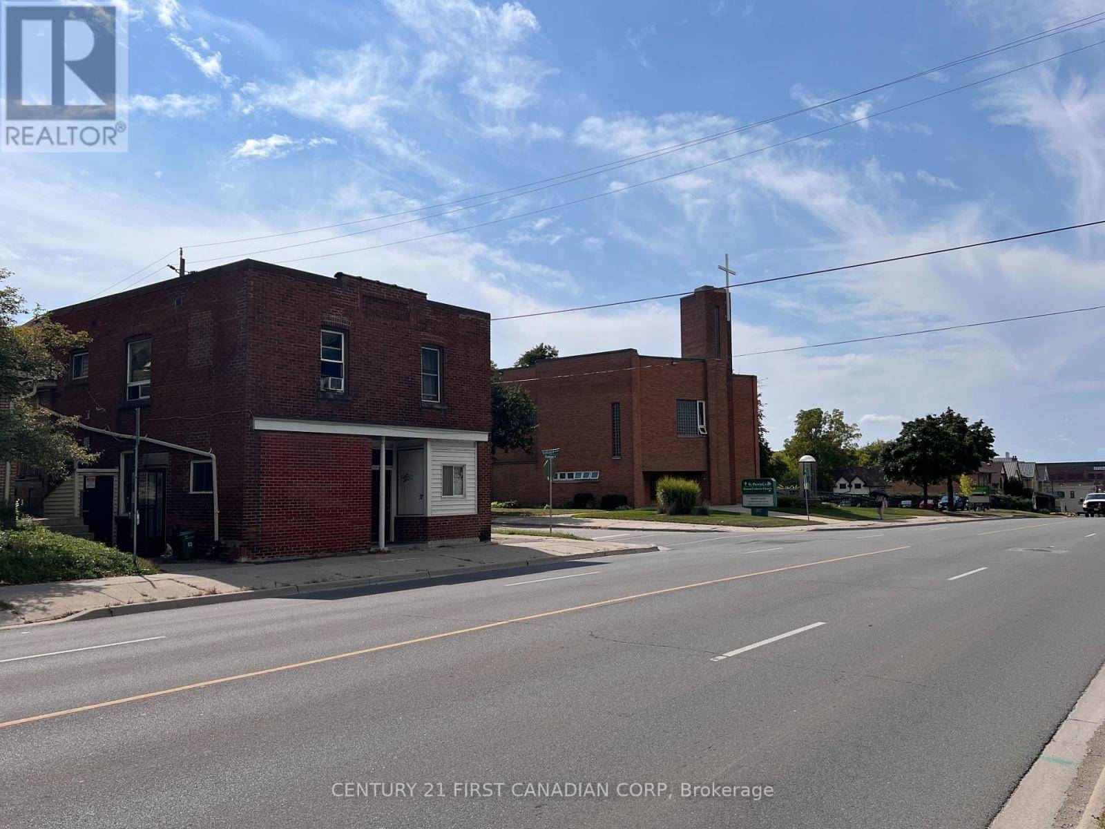 London, ON N5W3B3,1267 DUNDAS STREET