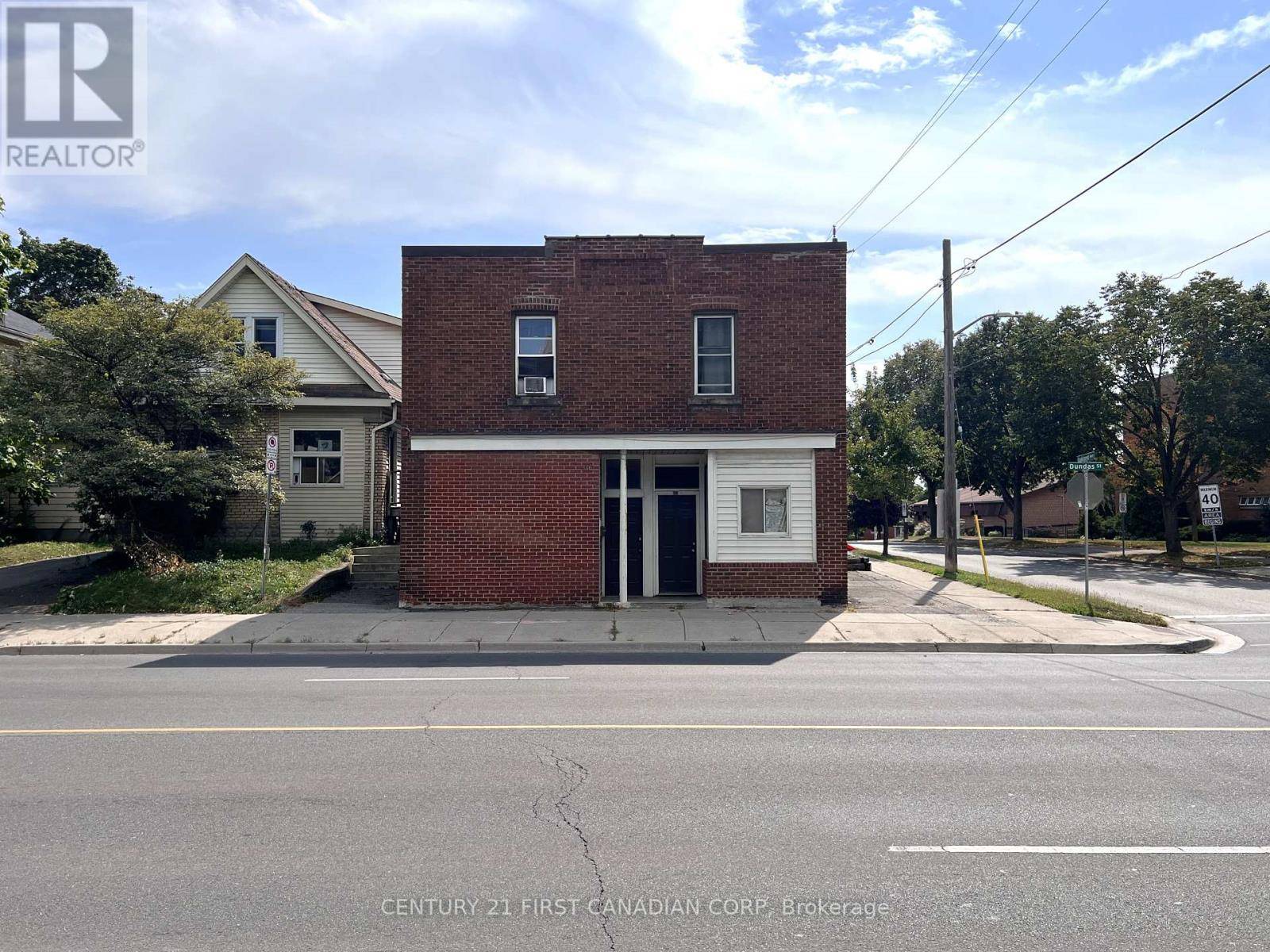 London, ON N5W3B3,1267 DUNDAS STREET