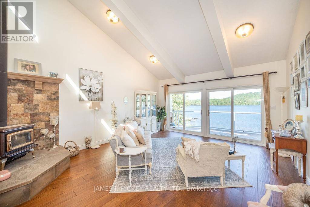 Laurentian Hills, ON K0J1P0,294 LAUREN ROAD