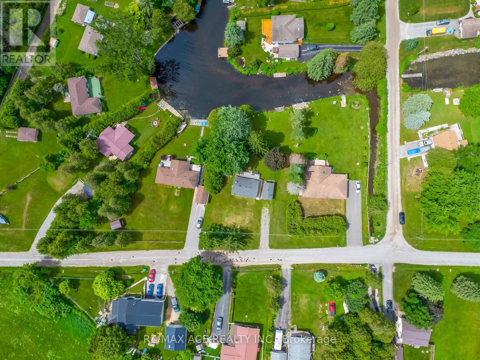 Kawartha Lakes (fenelon), ON K0M1N0,69 BLYTHE SHORE ROAD
