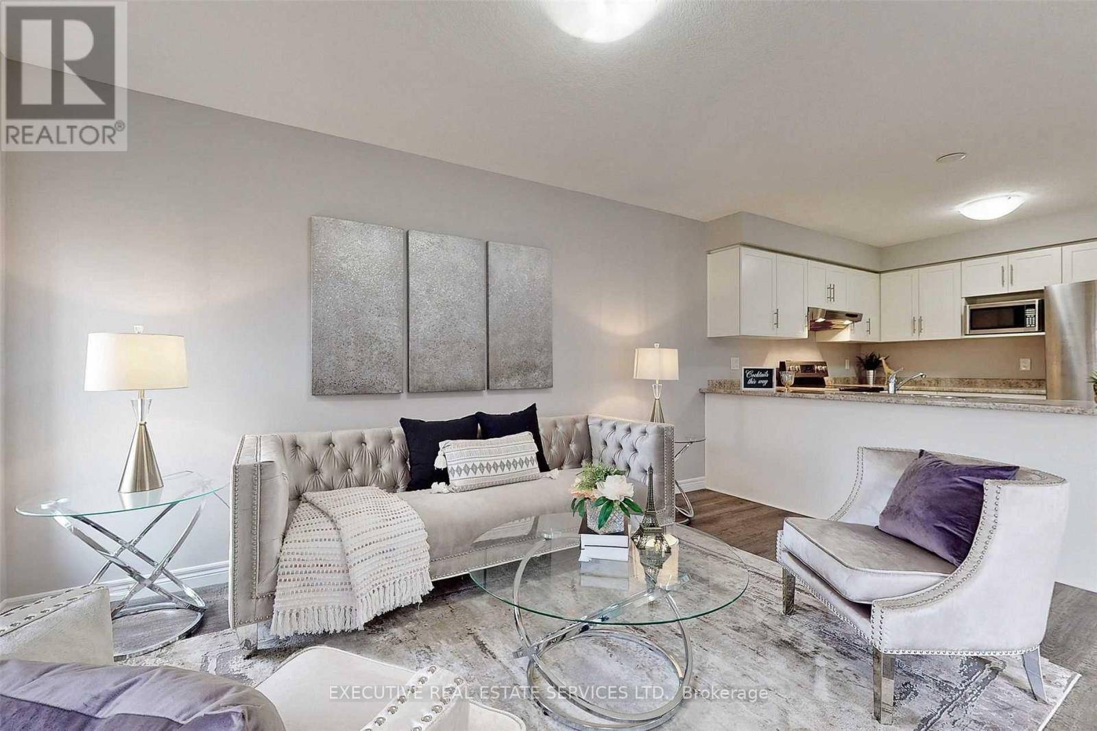 Guelph (kortright East), ON N1G0A8,9 MCCANN STREET