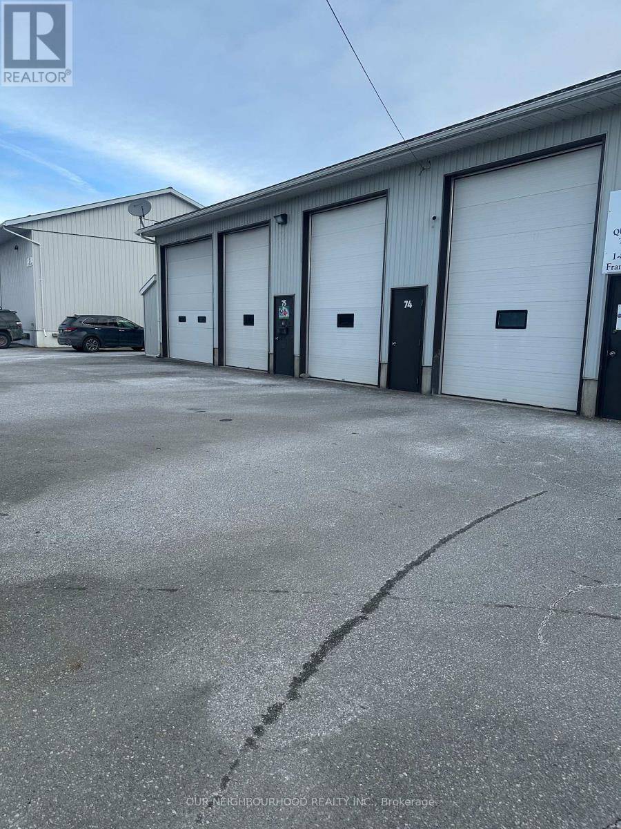Quinte West (trenton Ward), ON K8V6H8,25 Frankford CRES #74-76