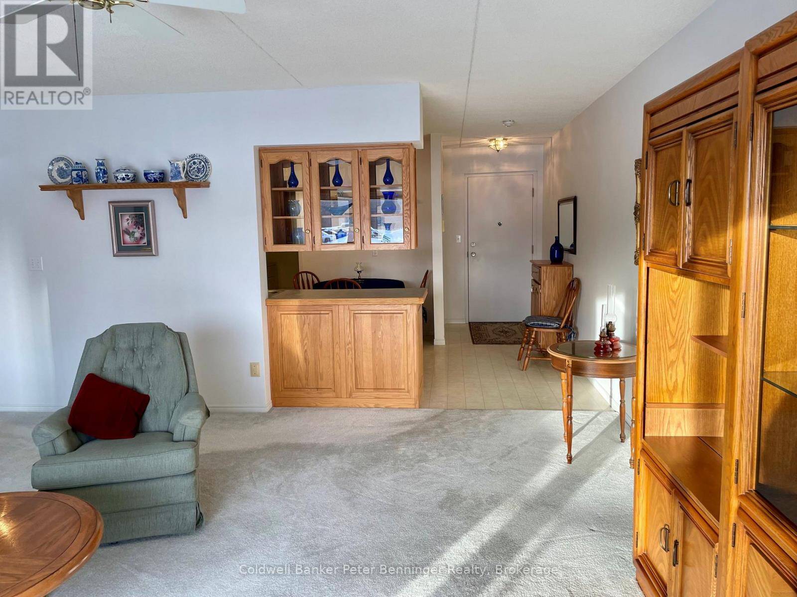 Brockton, ON N0G2V0,203 McNab ST #206