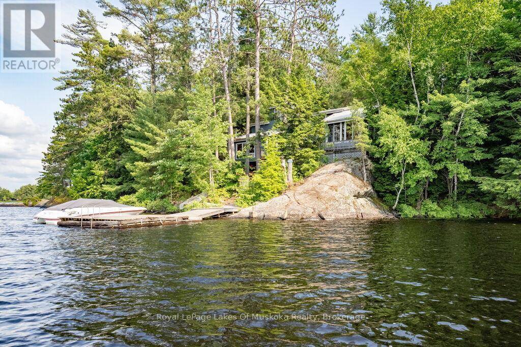 Gravenhurst (morrison), ON P0E1G0,3 ISLAND 15KL
