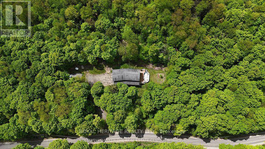 Bracebridge (draper), ON P1L1X3,1030 PURBROOK ROAD