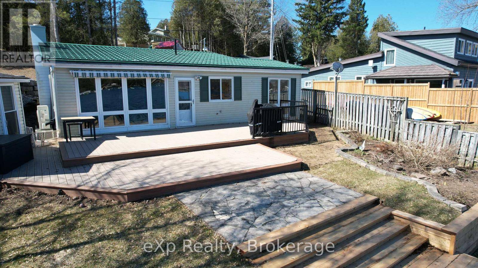 Brockton, ON N4N3B9,209 LAKE ROSALIND ROAD 2