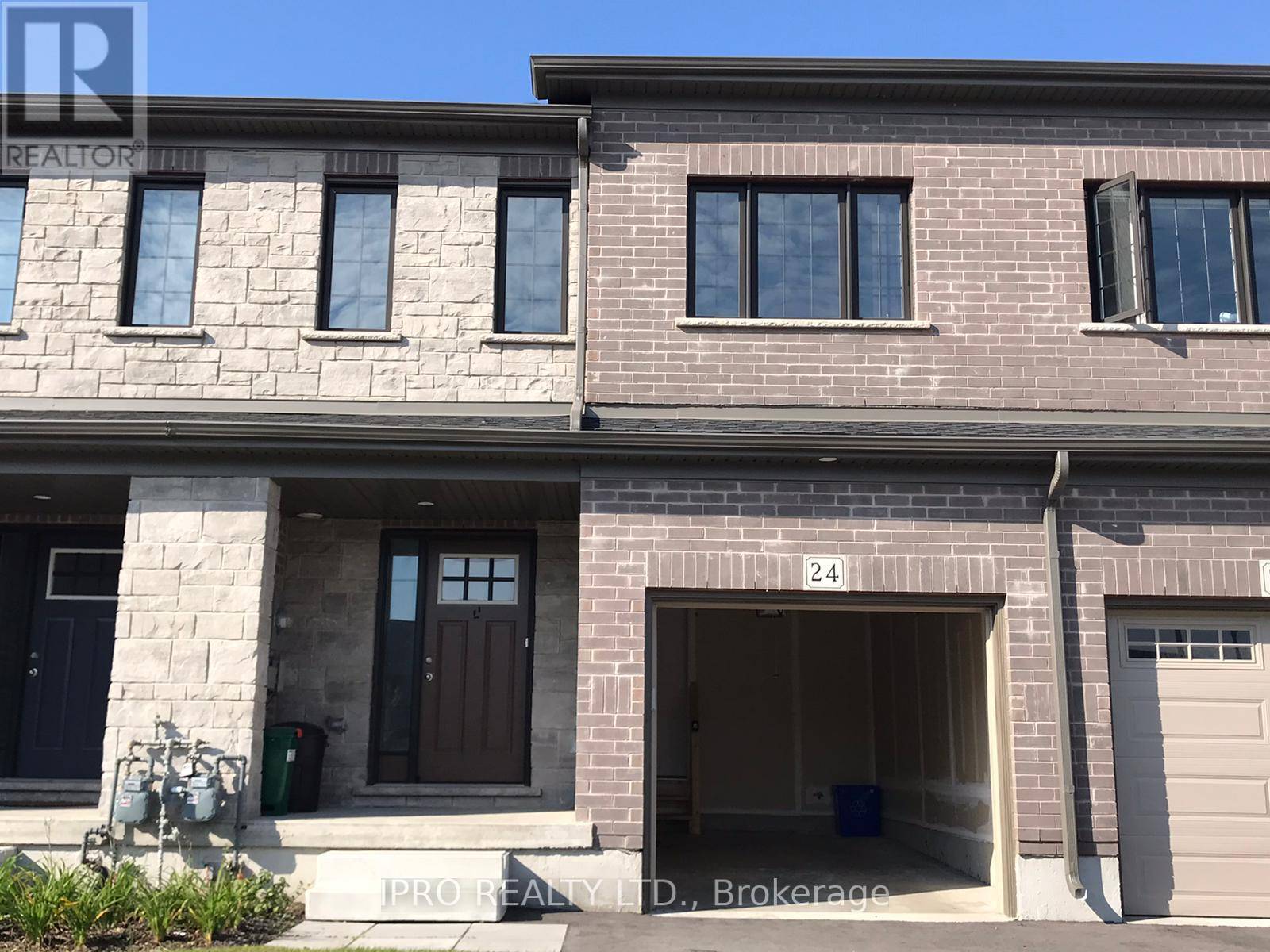 Cambridge, ON N1S0B6,135 Hardcastle DR #24