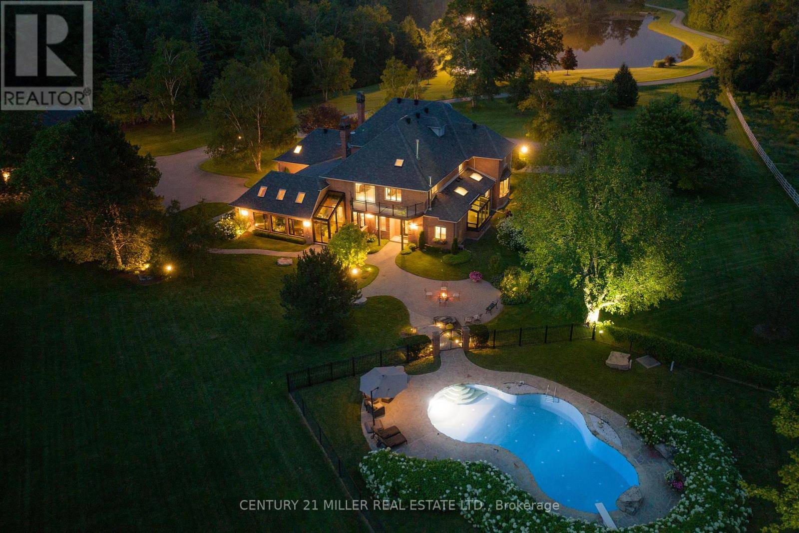 Puslinch, ON N3C2V4,4508 SIDEROAD 10 NORTH