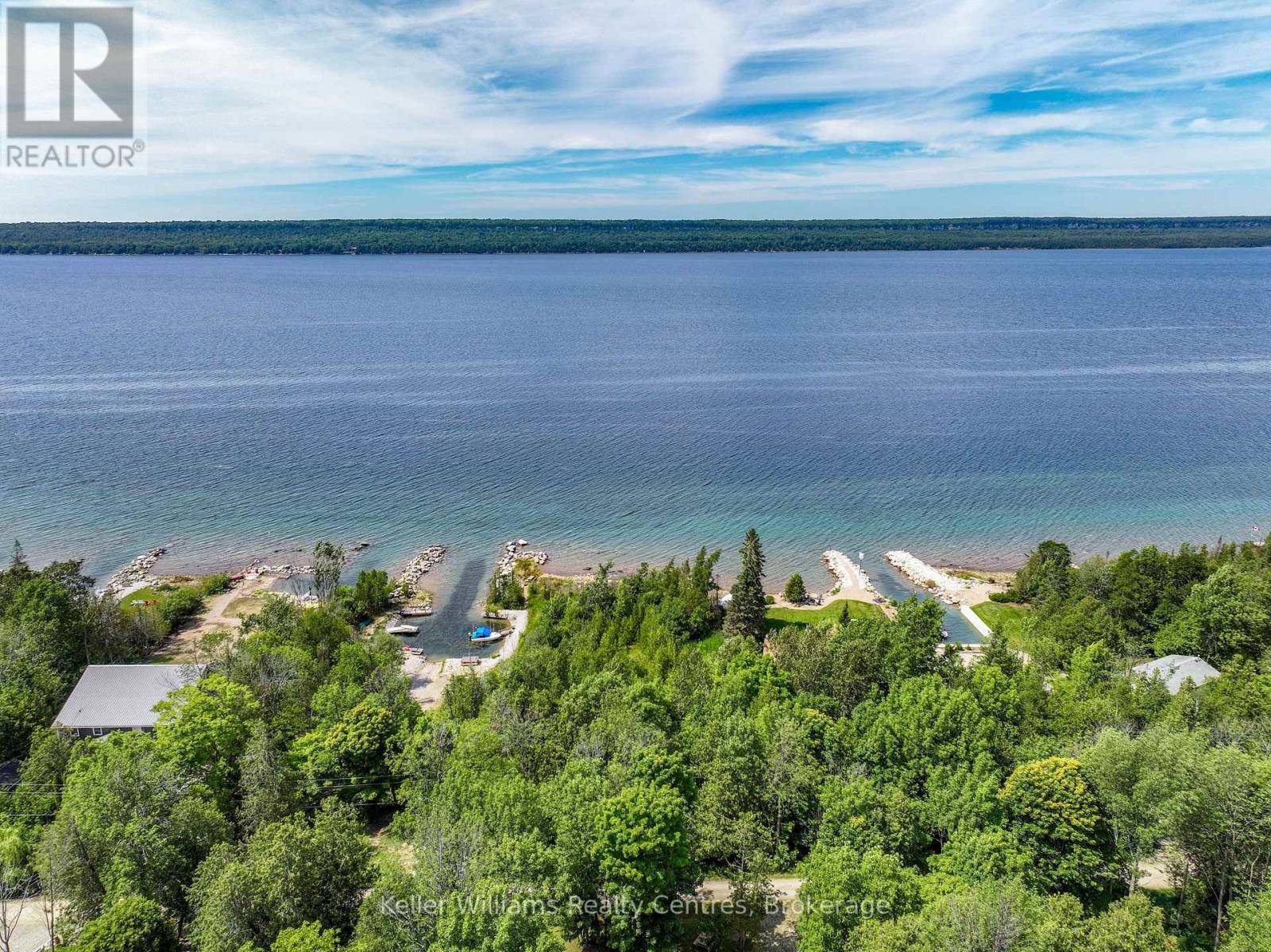 Georgian Bluffs, ON N0H2T0,151 MALLARD ST