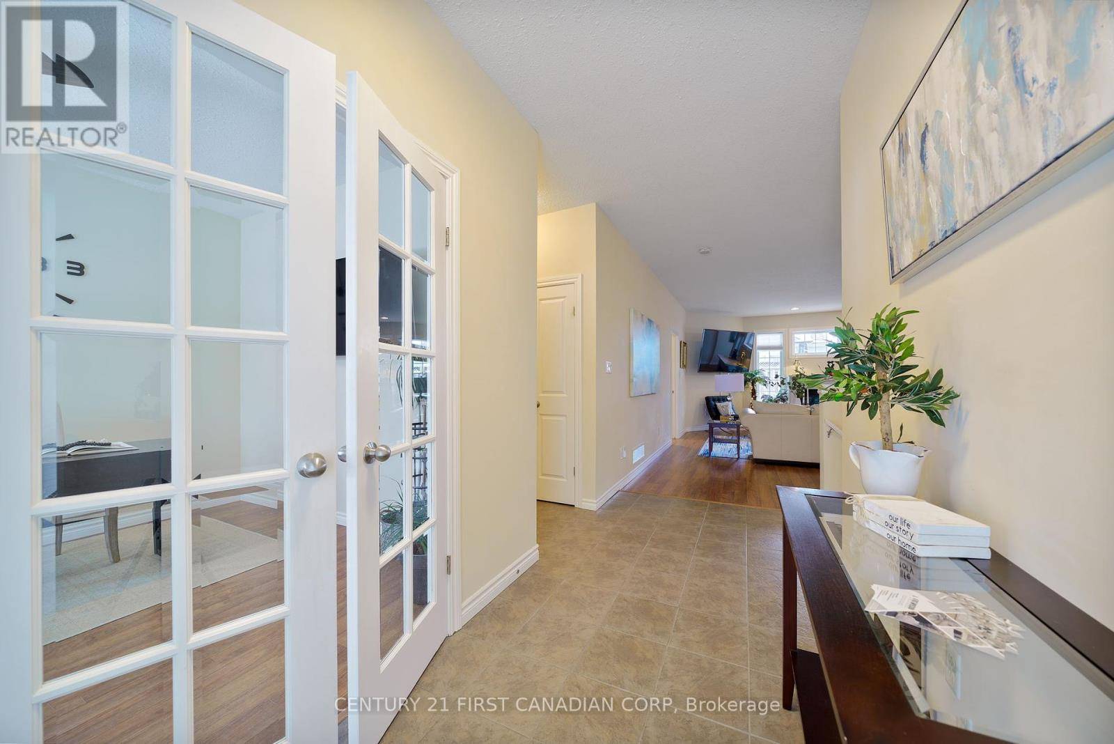 Lambton Shores (grand Bend), ON N0M1T0,14 OAKWOOD LINKS LANE