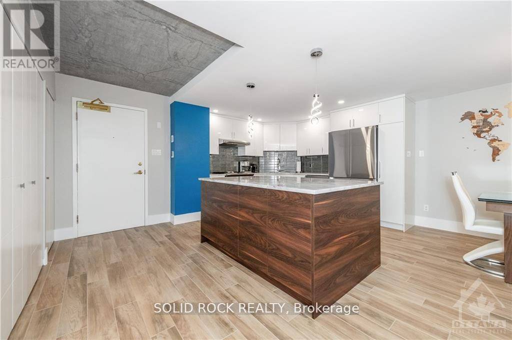 Ottawa, ON K1N9M2,160 George ST #805