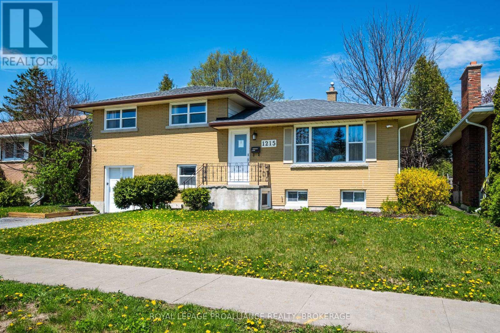 Kingston (central City West), ON K7M2P1,1215 JOHNSON STREET