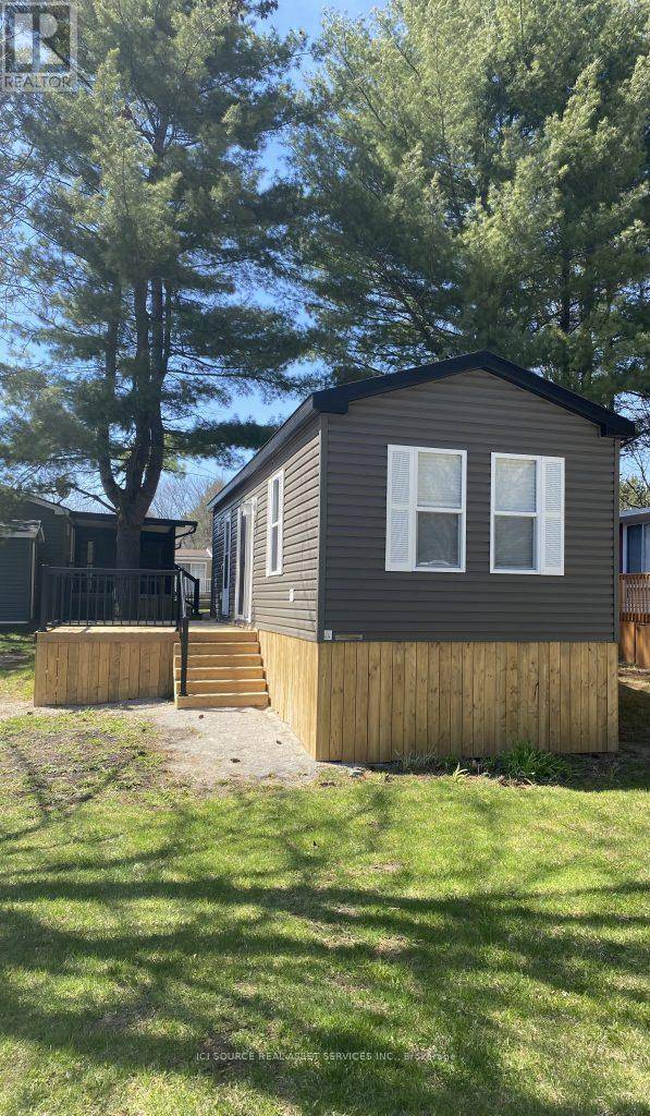 Gravenhurst (morrison), ON P0E1N0,1082 Shamrock Marina RD #65