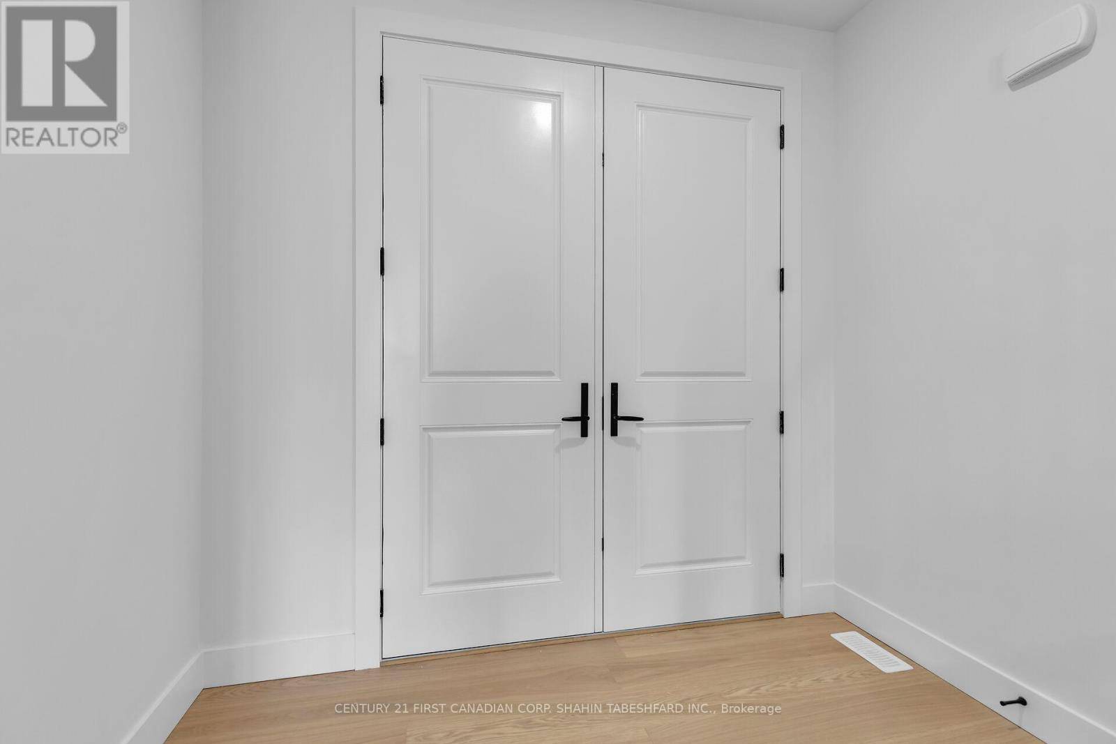 London South (south U), ON N6G2H6,LOT 207 HOBBS DRIVE