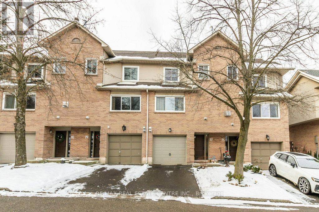 Hamilton (dundas), ON L9H6W8,26 Moss BLVD #77