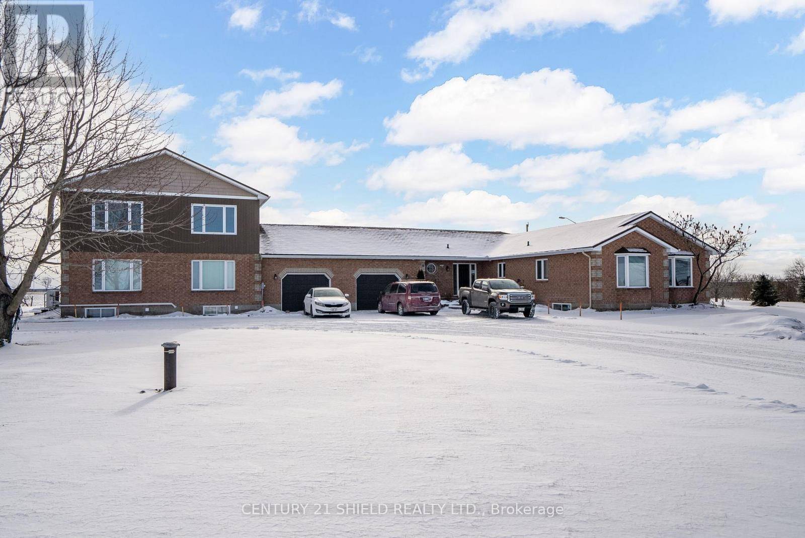 North Dundas, ON K0E1W0,11060 County Road 3 #5