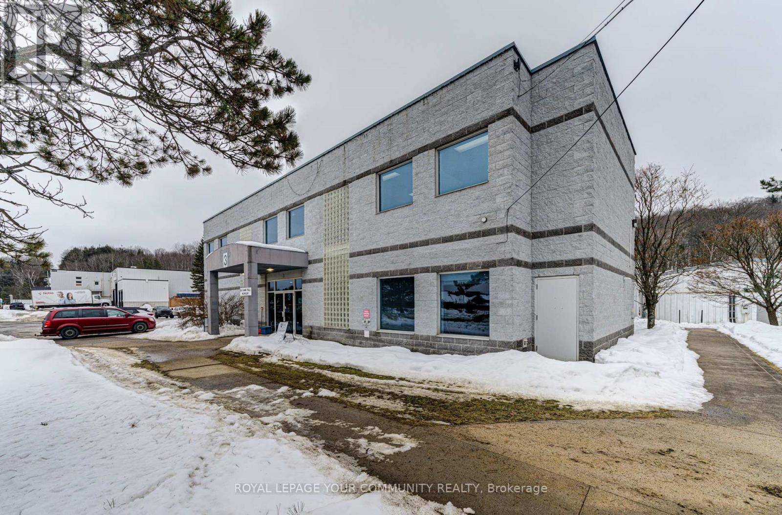 Huntsville (brunel), ON P1H1Y3,3 CRESCENT ROAD