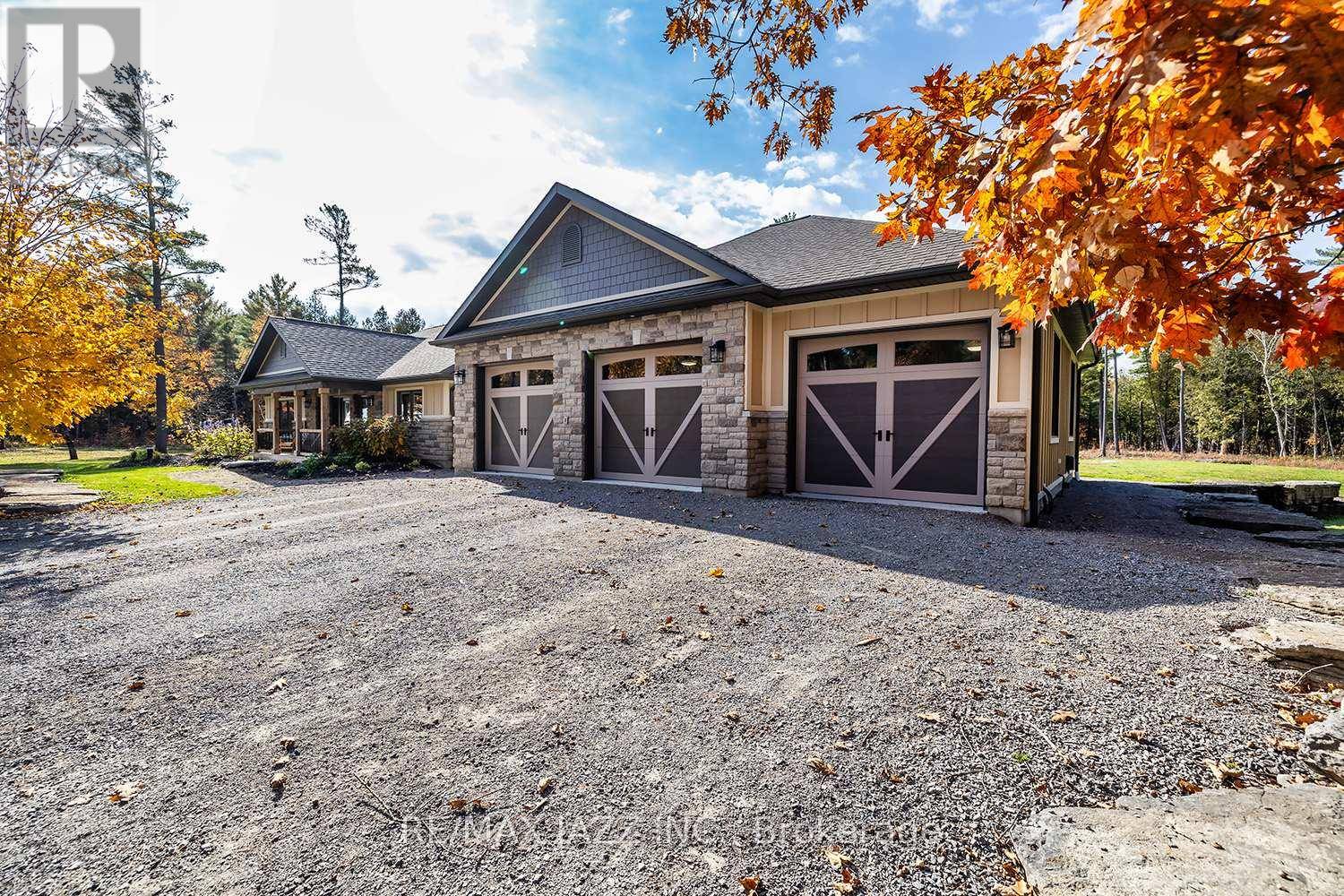 Trent Lakes, ON K0M1A0,19 LEDGE ROAD