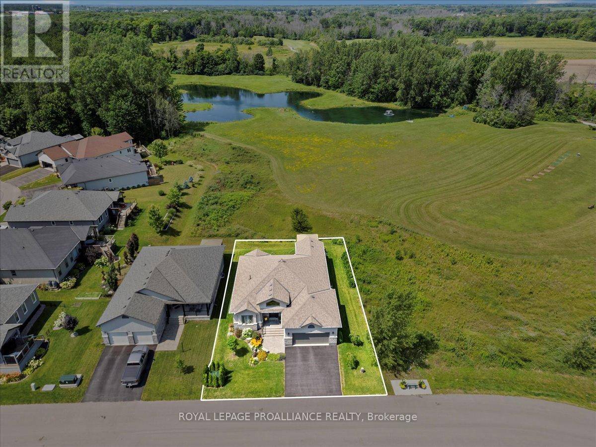 Prince Edward County (wellington Ward), ON K0K3L0,36 DORCHESTER DRIVE