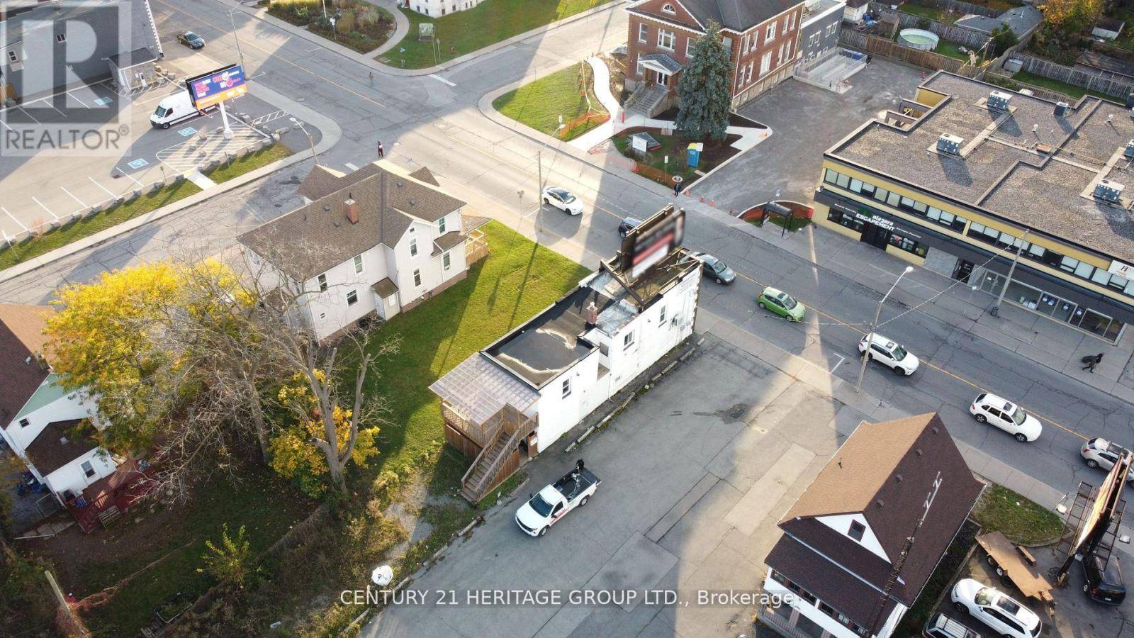 Niagara Falls (downtown), ON L2E4C8,5002 VICTORIA AVENUE
