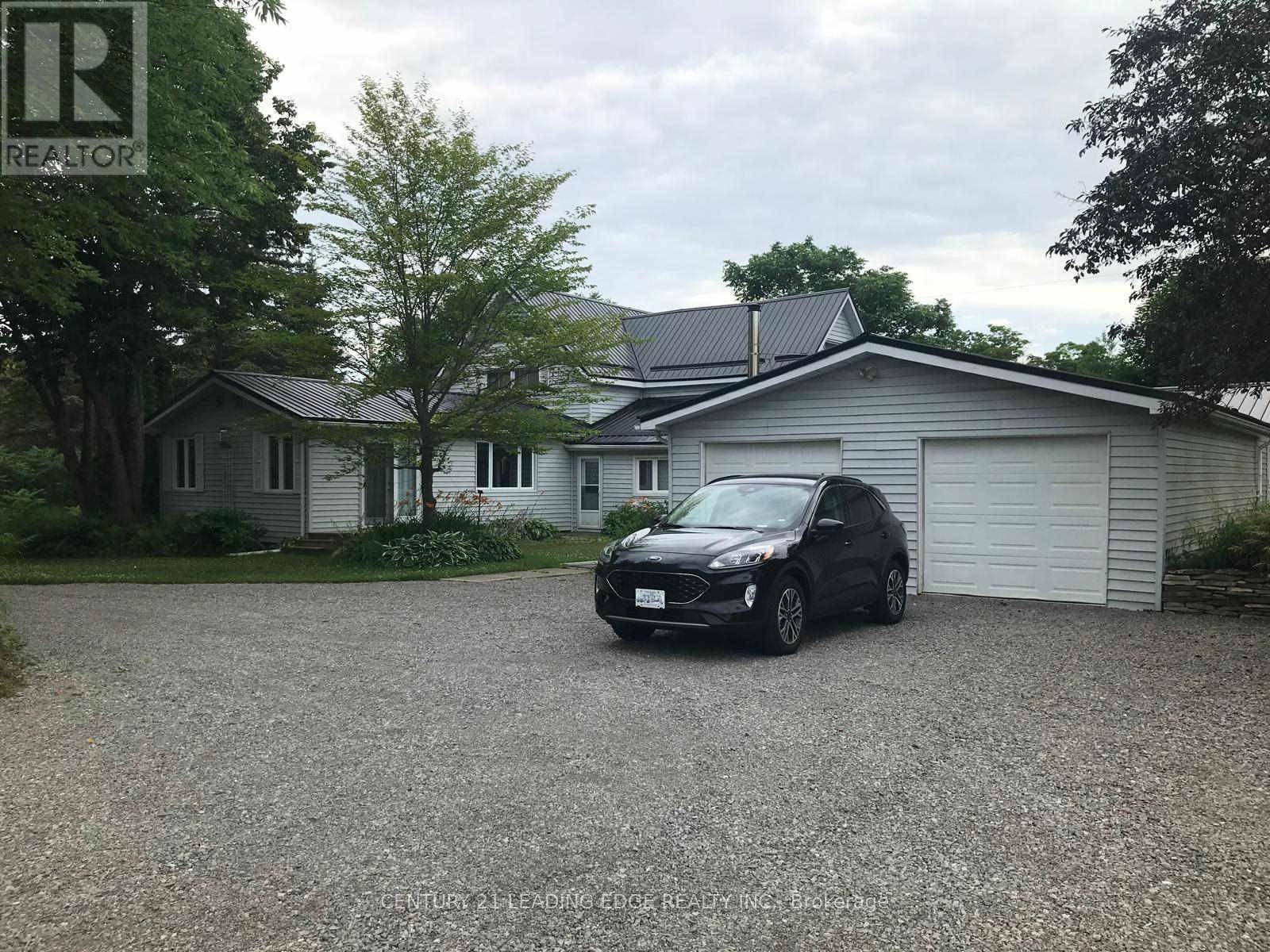 Kawartha Lakes (somerville), ON K0M1K0,4077 MONCK ROAD