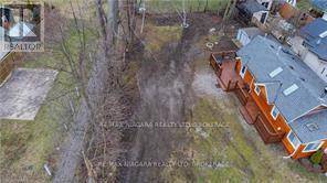 Fort Erie (337 - Crystal Beach), ON L0S1B0,97 LINCOLN ROAD E