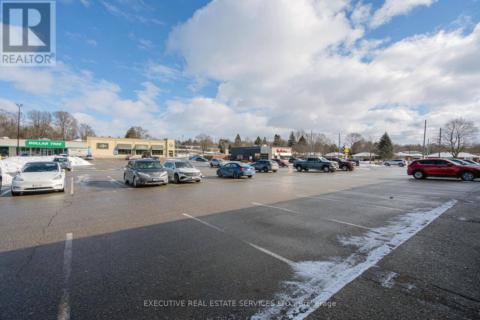 Guelph (riverside Park), ON N1E1V5,328 Speedvale AVE East #32