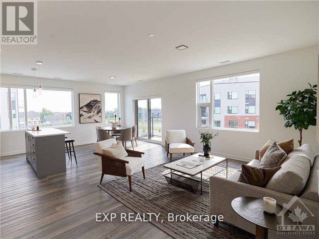 Ottawa, ON K4A4E7,2055 Portobello BLVD #211