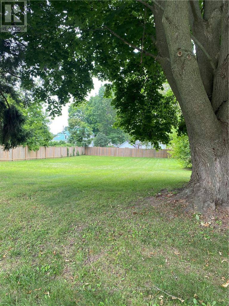 Bayham (port Burwell), ON N0J1Z0,48 MILTON STREET
