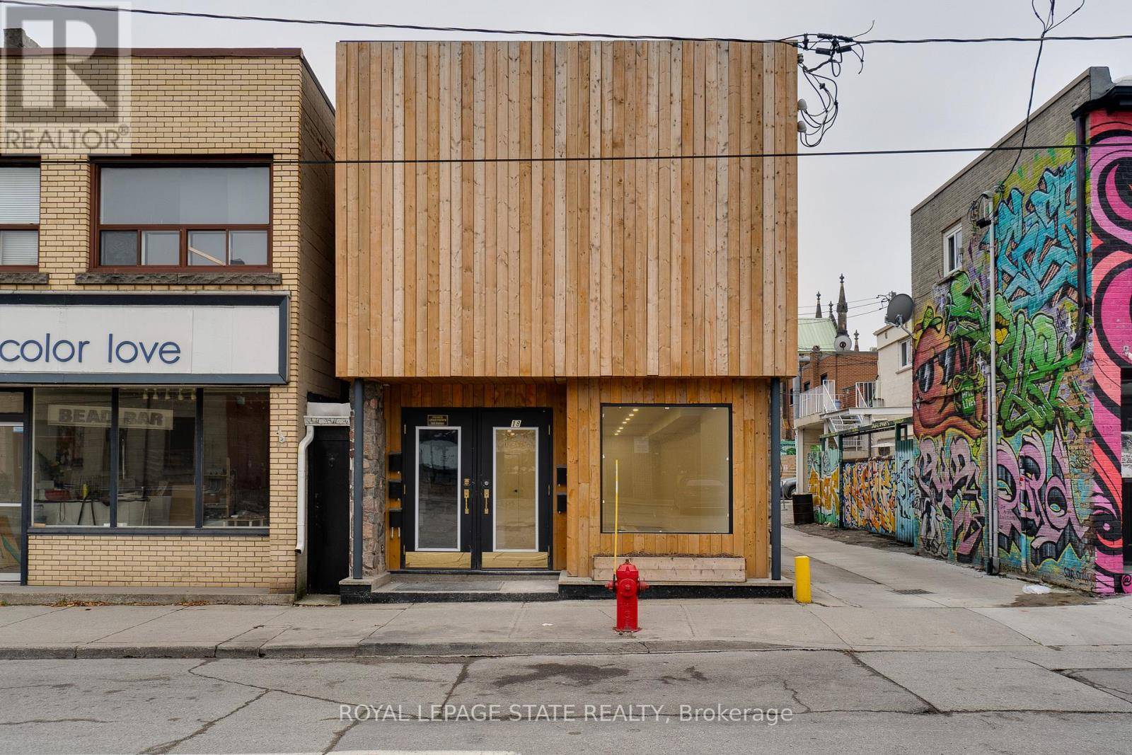 Hamilton (beasley), ON L8L2V5,18 BARTON STREET E