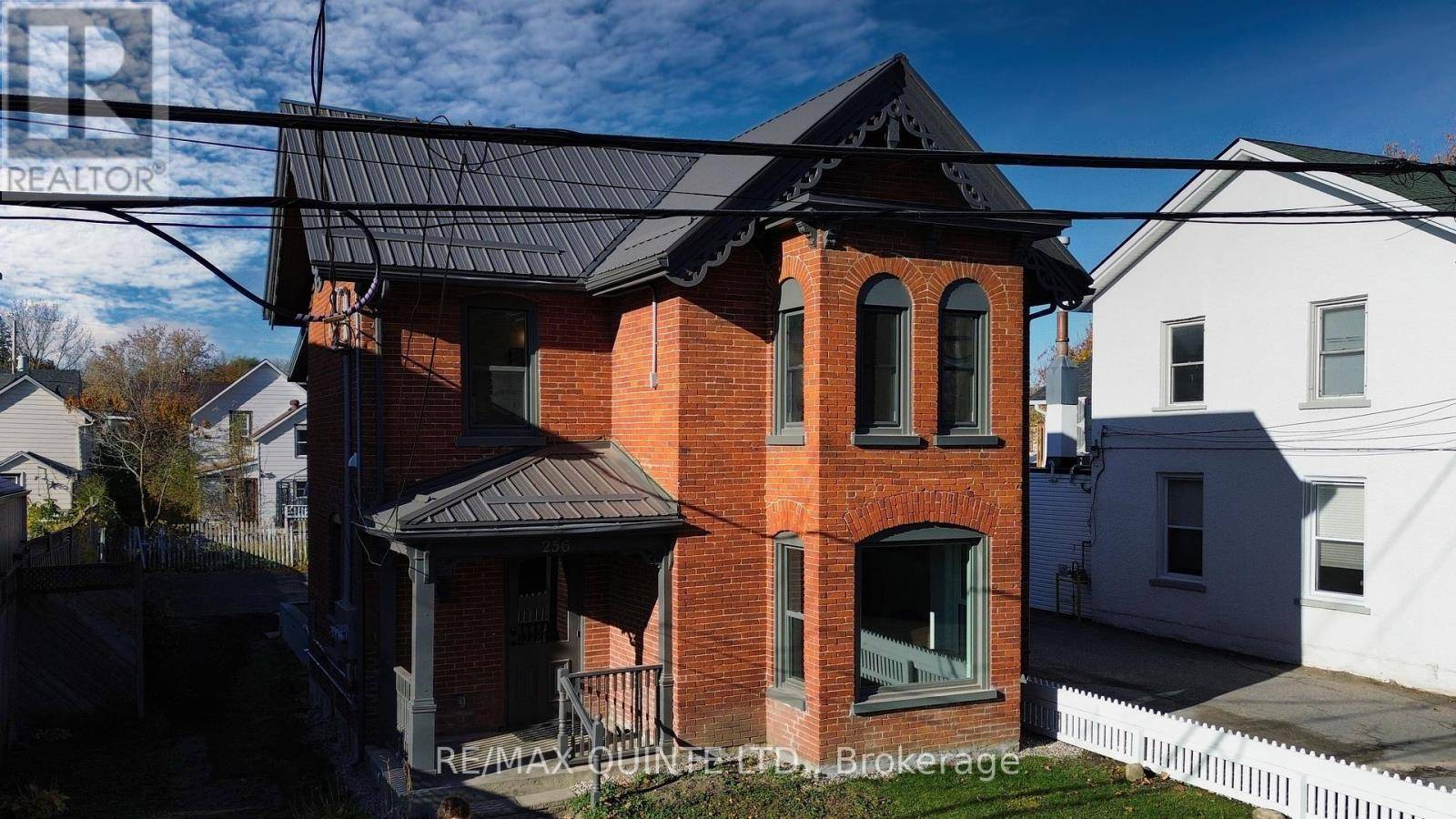 Belleville (belleville Ward), ON K8P3H7,256 Coleman ST #1