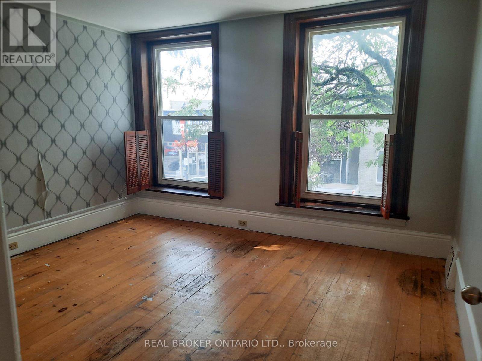 Prescott, ON K0E1T0,146-148 KING STREET W