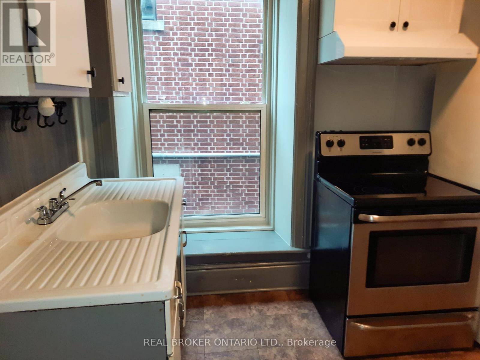 Prescott, ON K0E1T0,146-148 KING STREET W