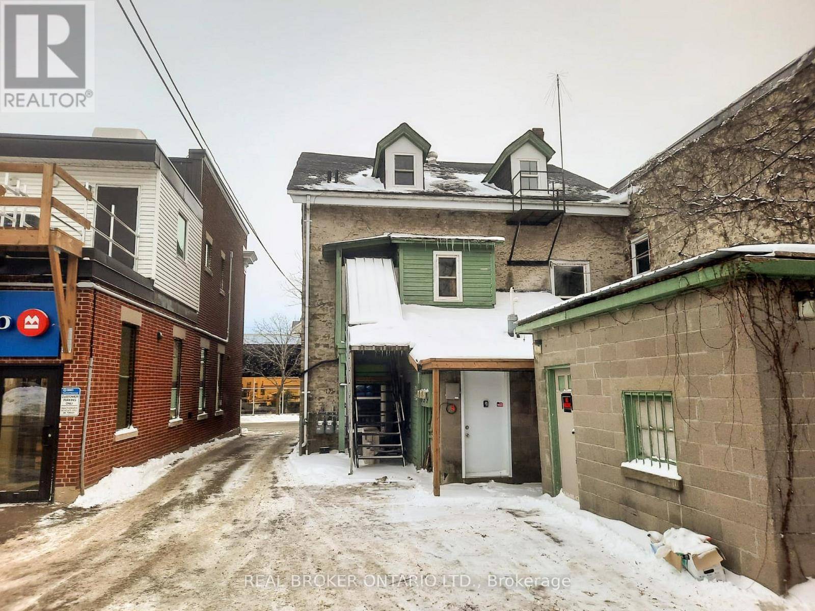Prescott, ON K0E1T0,146-148 KING STREET W