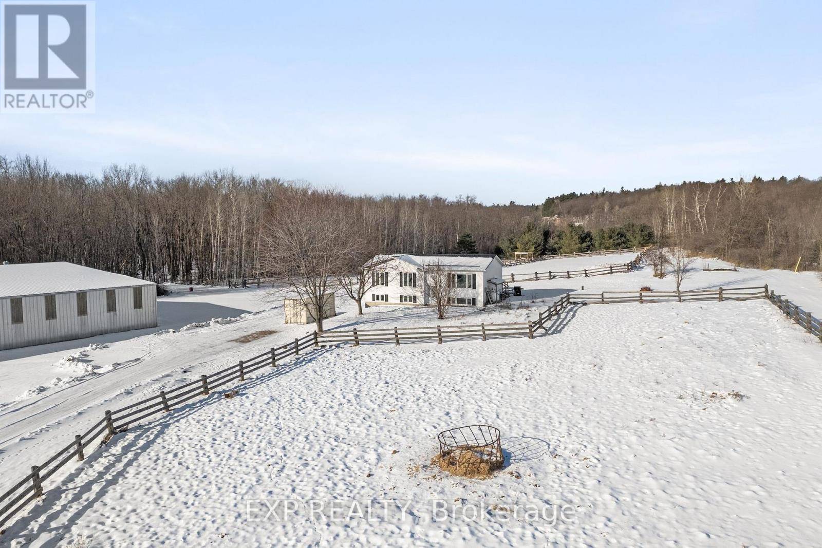 Whitewater Region, ON K8A6W3,20771 HIGHWAY NO. 17